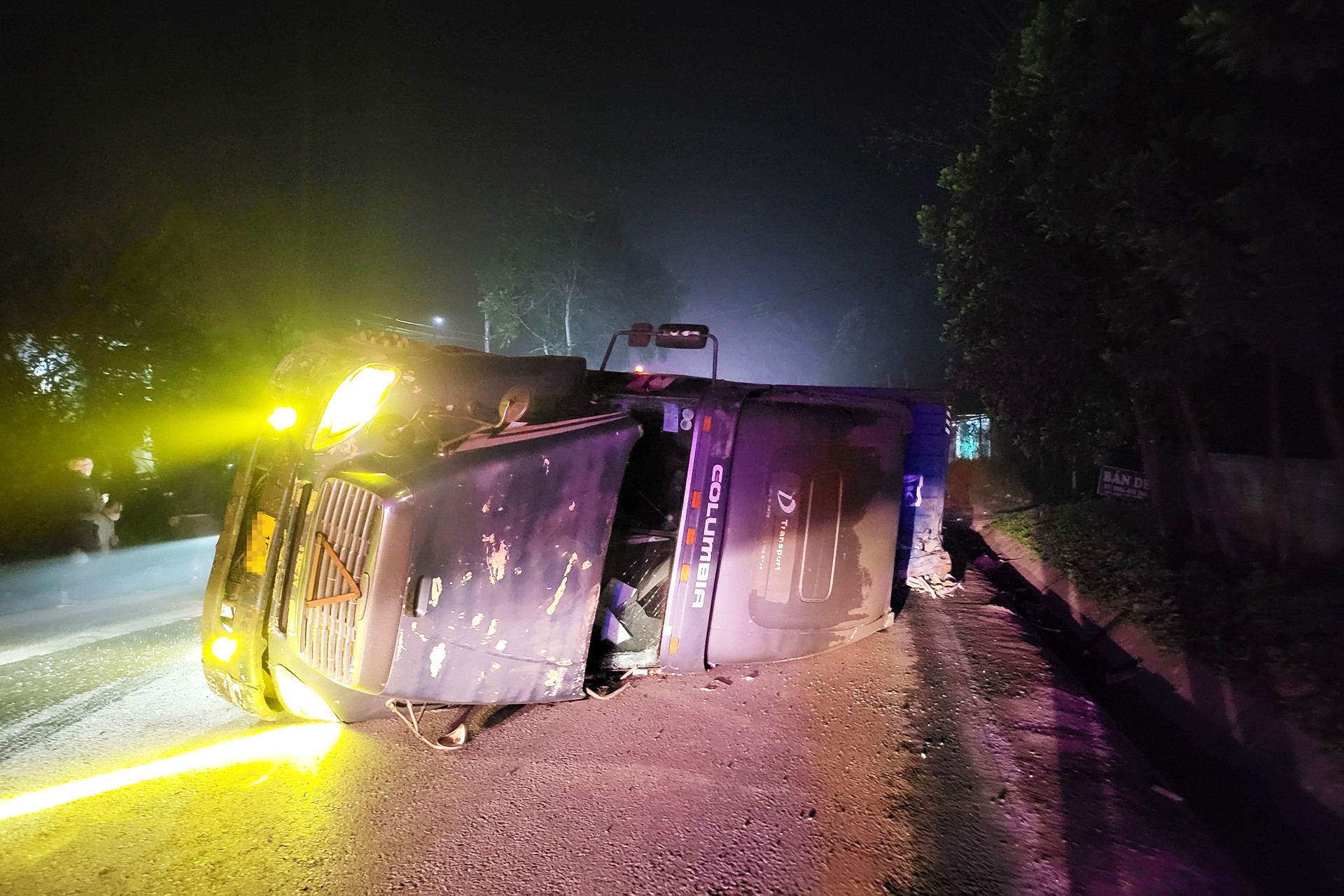 Nguyên nhân vụ tai nạn xe khách khiến 5 người tử vong tại chỗ